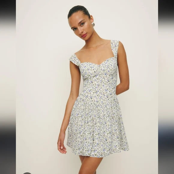 Reformation Taiga Floral Dress - Picture 3 of 11